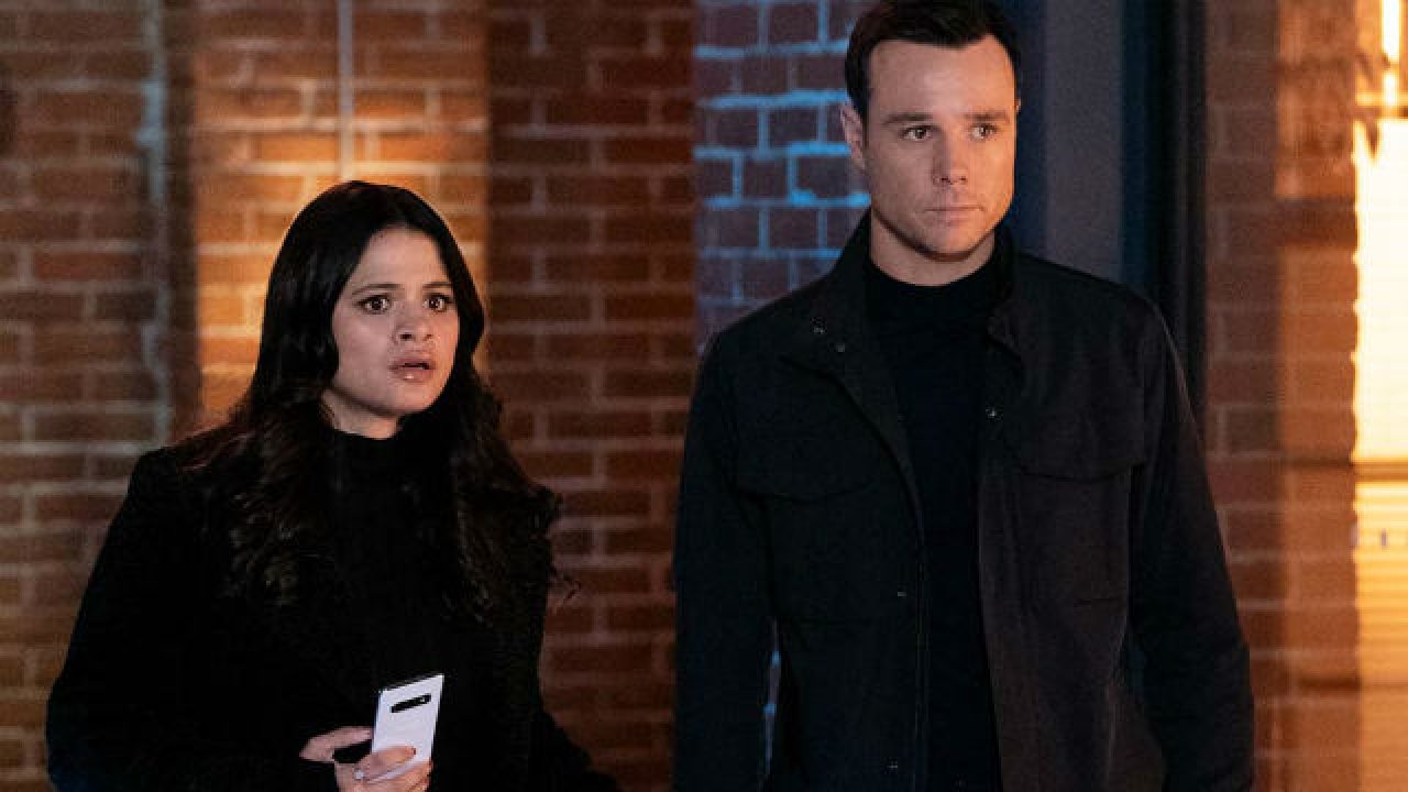 Charmed Season 4 Episode 7: Harry Travels Back In Time In “Cats And Camels And Elephants, Oh My…”